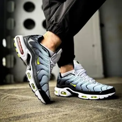 Nike Air Force 1 Low