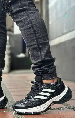 Adidas Run 70s